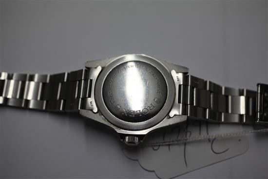 A gentlemans late 1970s/early 1980s stainless steel Rolex Oyster Perpetual Sea Dweller 2000ft/610m wrist watch,